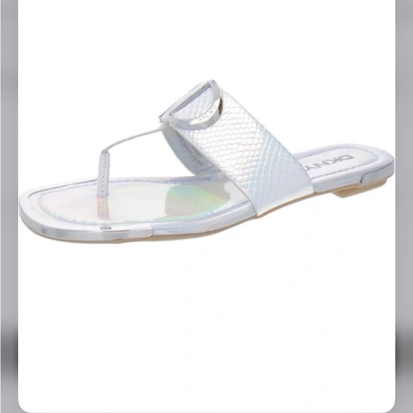 New DKNY Thong Flat Sandals - Picture 1 of 8